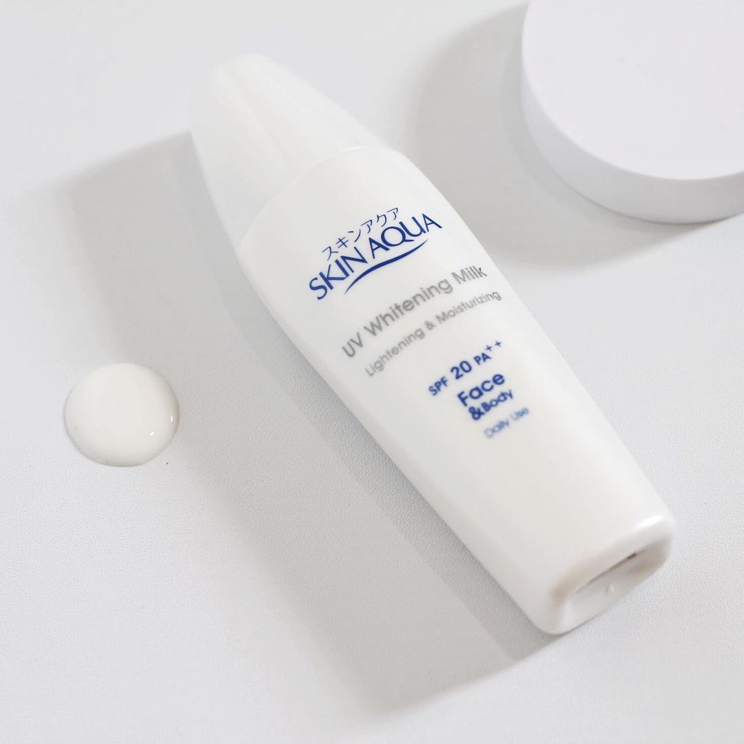 Skin Aqua UV Whitening Milk 40gr