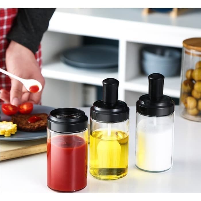Botol Tempat Bumbu dengan Tutup Sendok Praktis