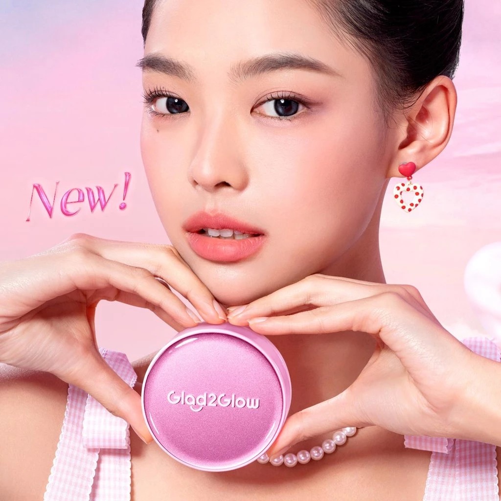 Glad 2 Glow 2in1 Perfect Pair Cushion Powder - 02 Praline Glad 2 Glow 2in1 Perfect Pair Cushion Powder - 02 Praline