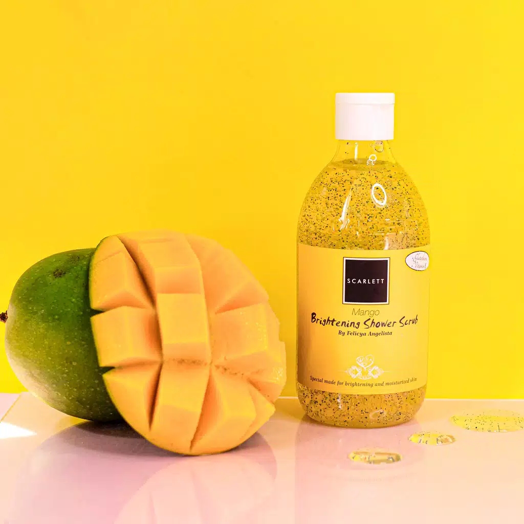 SCARLETT Whitening Bright Your Day (Body Lotion Freshy + Shower Scrub Mango)