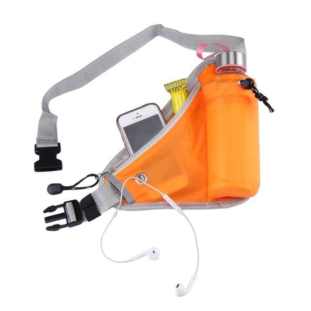 Mini Sling Bag Segitiga / Tas Selempang Kecil Mini Sling Bag Segitiga / Tas Selempang Kecil
