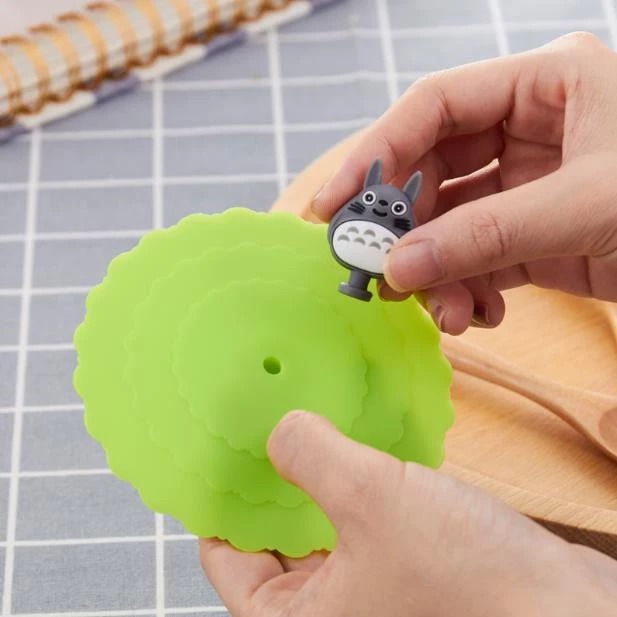 Tutup Gelas Silikon Karakter Lucu (Silicone Mug Cover)