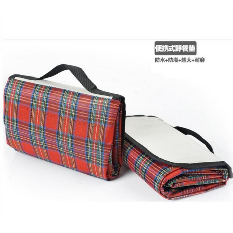 Tikar Lipat Microsatin (Matras Piknik) - MERAH