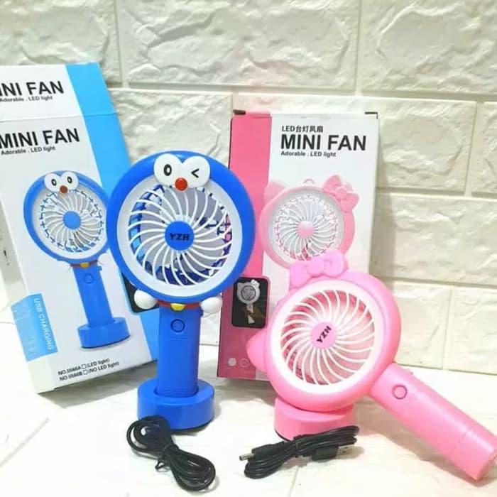 Kipas Genggam Tancap LED Karakter (Hellokitty/Doraemon)