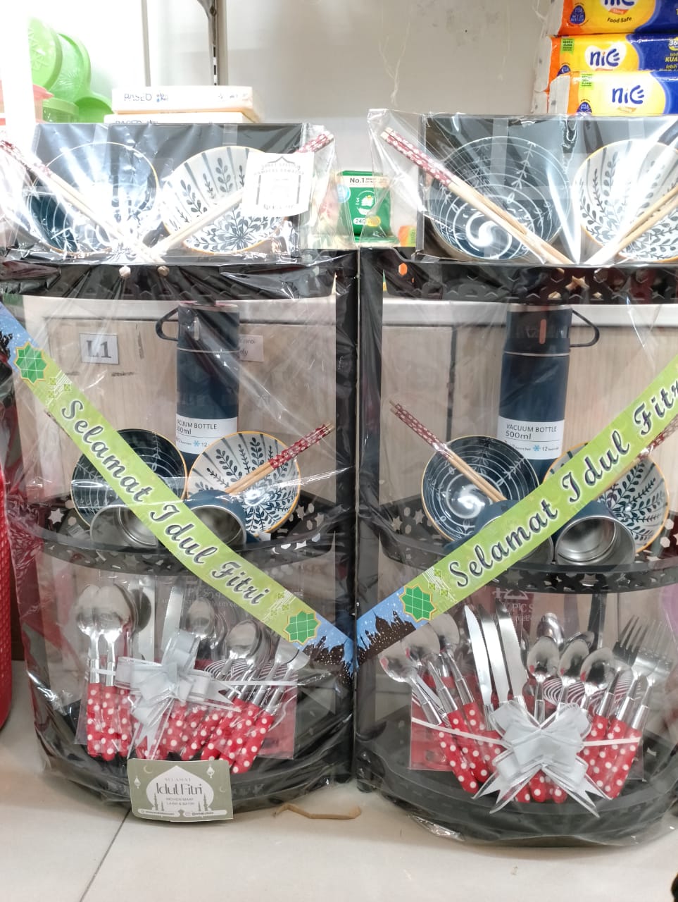 Hampers Set Kitchen Storage 4in1 - TRI J Rak Siku + Mangkok Set Sumpit + Sendok Polkadot + Termos Sultan