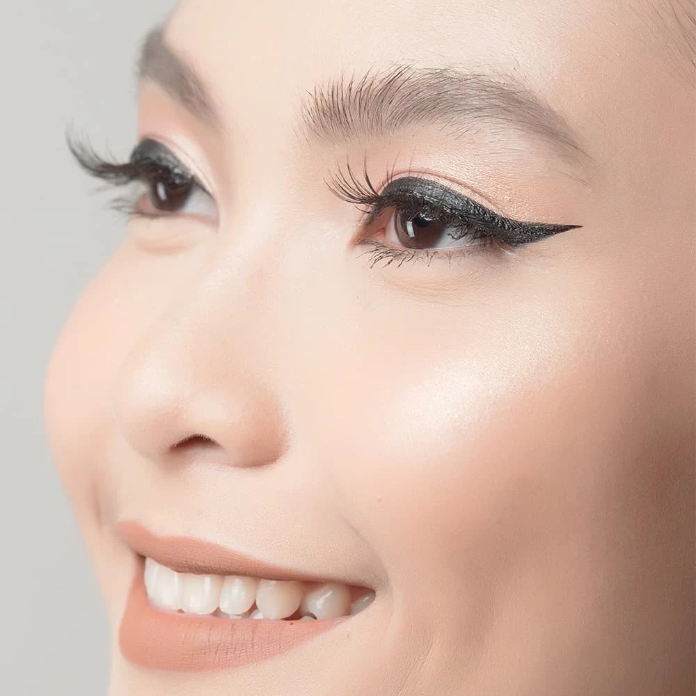 BLP Matte Liner Pitch Black (Eyeliner)