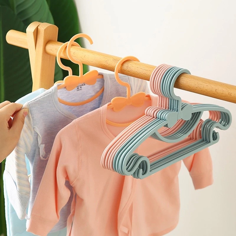 (SET 10pcs) Gantungan Baju Anak - PUTIH (Kids Clothes Hanger Multifungsi Warna Pastel)