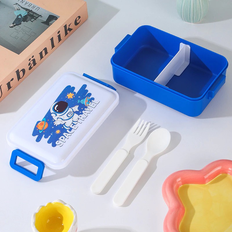 Lunch Box 2 Sekat Karakter Lucu 550ml (B020) - (Free Sendok + Garpu)